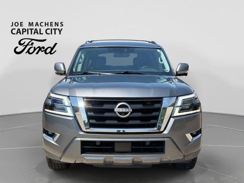 Used 2021 Nissan Armada SL w/ Captain's Chairs Package AWD/4WD image 10