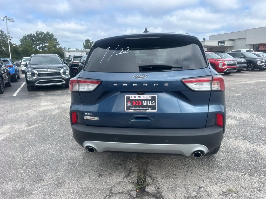 Used 2020 Ford Escape SEL FWD image 4