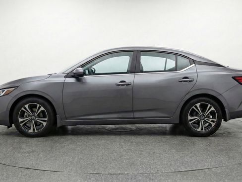Used 2025 Nissan Sentra SV image 5