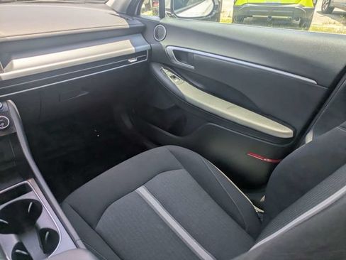 Used 2025 Hyundai Sonata SEL FWD image 16