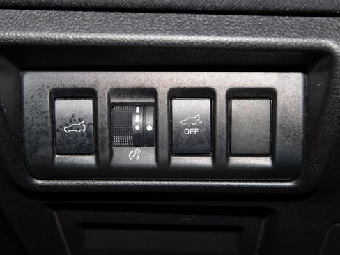 Used 2023 Subaru Outback Premium image 33