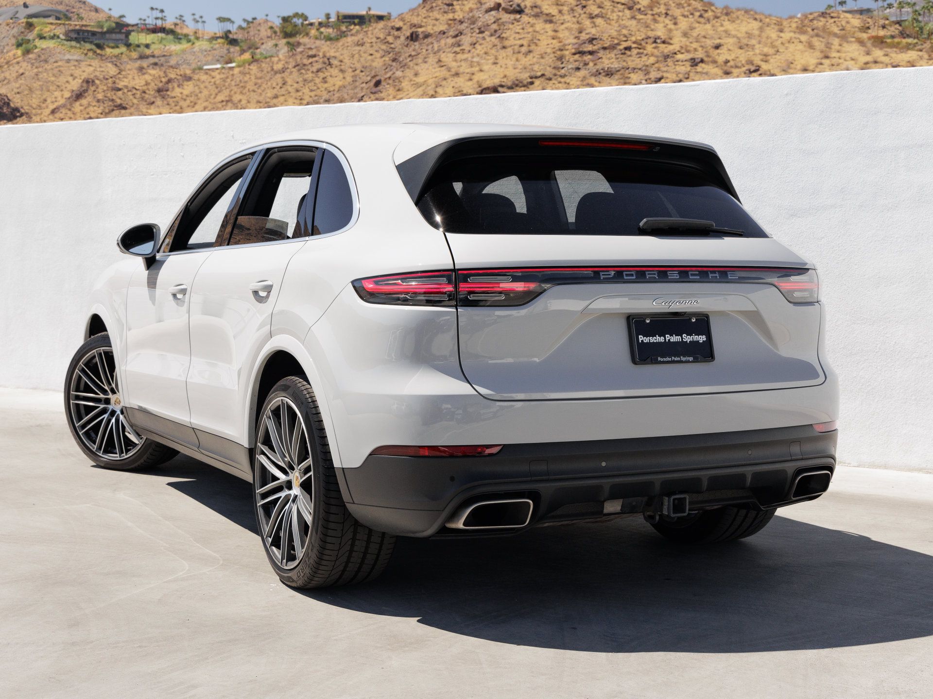 Certified 2020 Porsche Cayenne AWD/4WD image 3