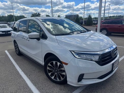 Certified 2023 Honda Odyssey EX-L image 2