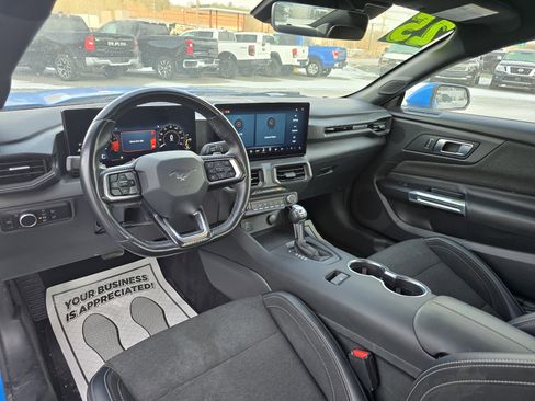 Used 2025 Ford Mustang GT image 13