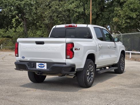 Used 2024 Chevrolet Colorado Z71 w/ Advanced Trailering Package AWD/4WD image 7