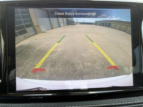 Used 2024 Chrysler Pacifica Limited FWD image 20