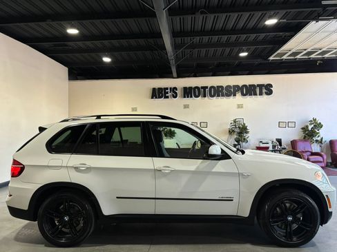 Used 2011 BMW X5 xDrive35d AWD/4WD image 4