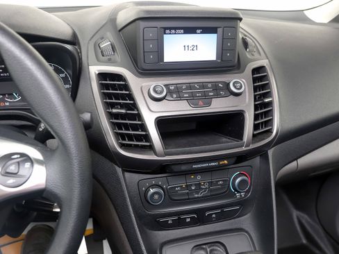 Used 2023 Ford Transit Connect XL FWD image 22