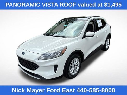 Used 2020 Ford Escape SE FWD image 3