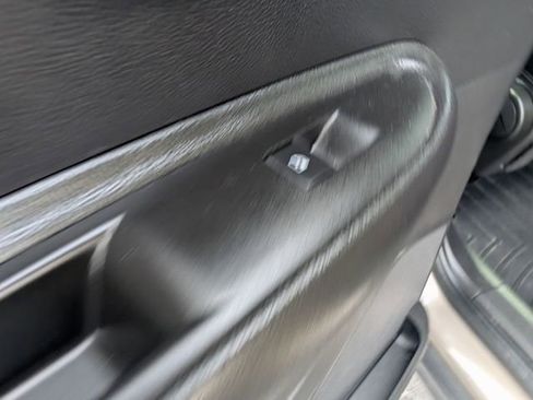 Used 2022 Chevrolet Trax LT w/ Driver Confidence Package image 12