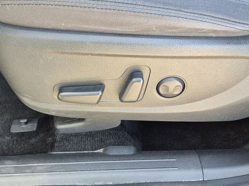 Used 2023 Hyundai Santa Fe SEL image 16