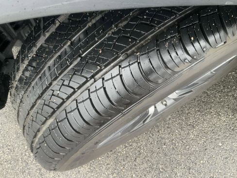 Used 2016 Toyota Highlander XLE image 21