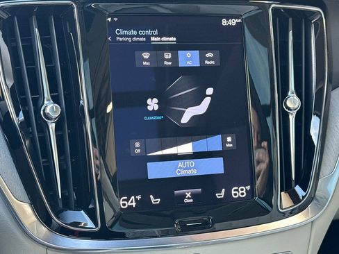 Used 2022 Volvo V60 T5 Cross Country w/ Advanced Package image 28