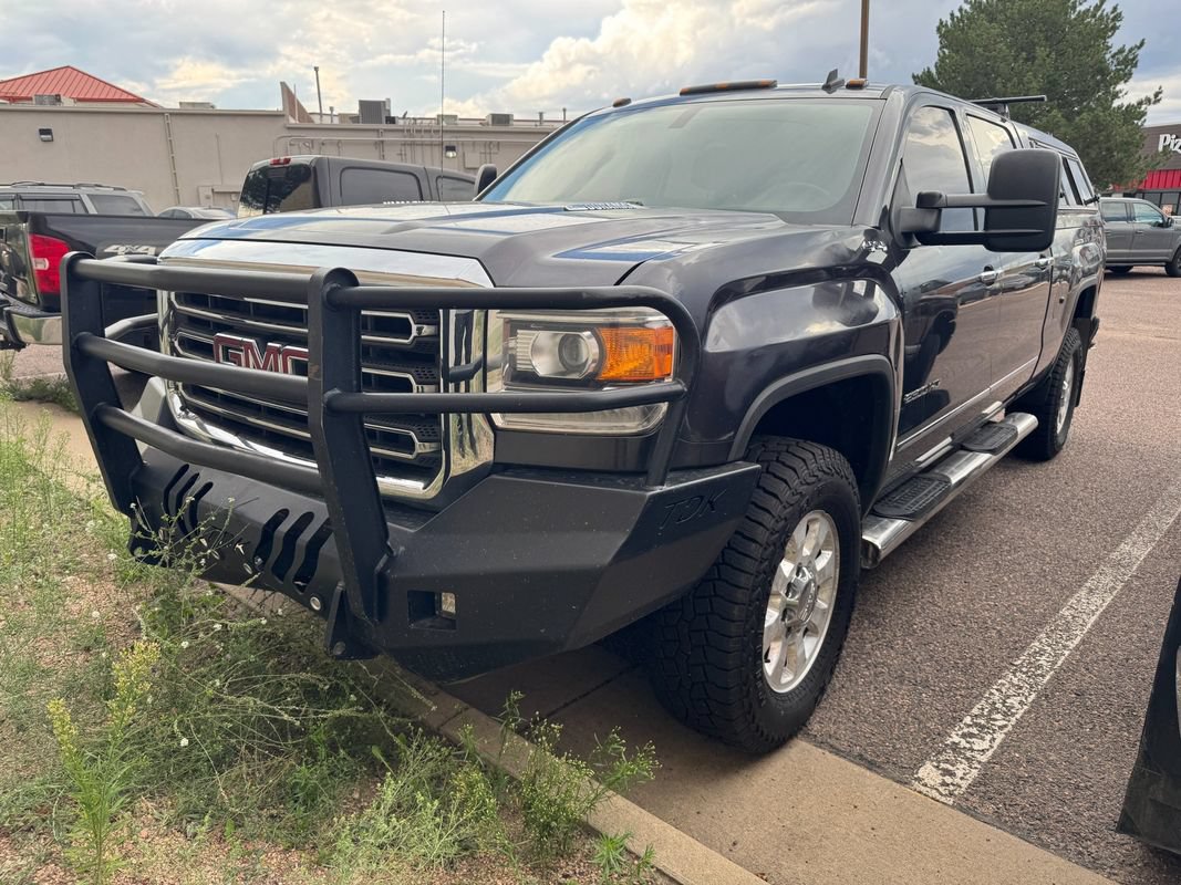 Used 2015 GMC Sierra 2500 SLT w/ Duramax Plus Package AWD/4WD image 6