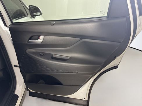 Used 2022 Hyundai Santa Fe SEL w/ Convenience Package image 28
