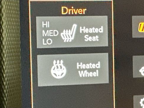 Used 2023 Jeep Wrangler Unlimited w/ Cold Weather Group image 18