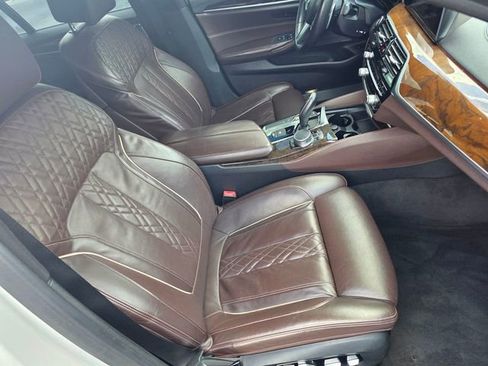 Used 2018 BMW 540i RWD image 20
