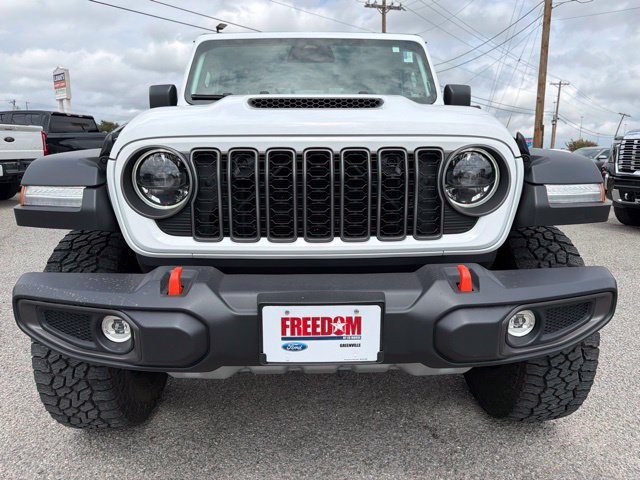 Used 2026 Jeep Gladiator Mojave AWD/4WD image 2