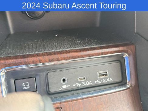 Used 2024 Subaru Ascent Touring AWD/4WD image 29
