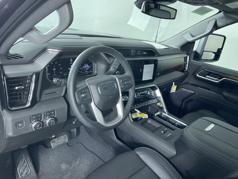 New 2025 GMC Sierra 2500 Denali AWD/4WD image 10