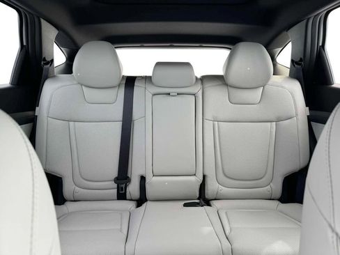 New 2026 Hyundai Tucson Limited AWD/4WD image 15