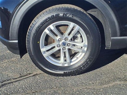 Certified 2020 Ford Explorer XLT w/ Class III Trailer Tow Package image 9