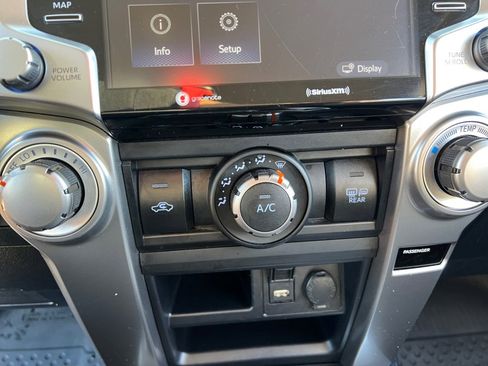 Used 2020 Toyota 4Runner SR5 image 18