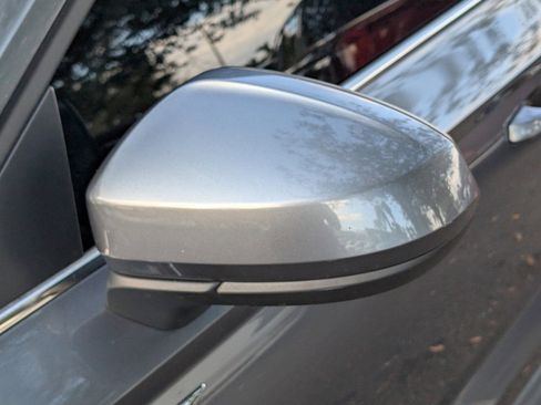 Used 2022 Volkswagen Taos SE image 35