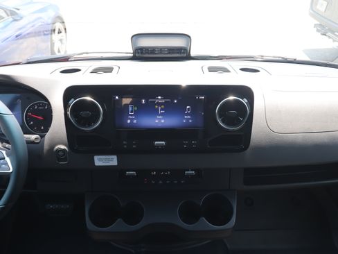 New 2025 Mercedes-Benz Sprinter 2500 image 16