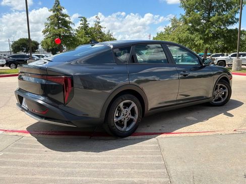 Used 2025 Kia K4 FWD image 6