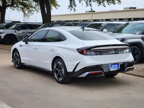 New 2026 Hyundai Sonata SEL FWD image 3