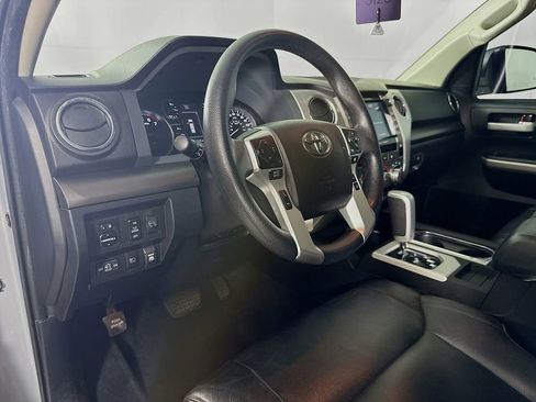Used 2021 Toyota Tundra SR5 RWD image 9
