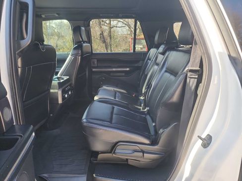 Used 2019 Ford Expedition Max XLT w/ Equipment Group 202A image 31