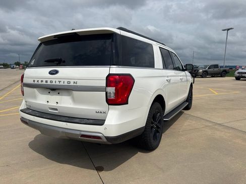 Used 2023 Ford Expedition Max XLT AWD/4WD image 4