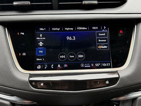 Used 2025 Cadillac XT5 Premium Luxury image 24