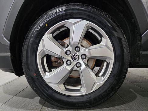 Used 2021 Toyota RAV4 Limited AWD/4WD image 23