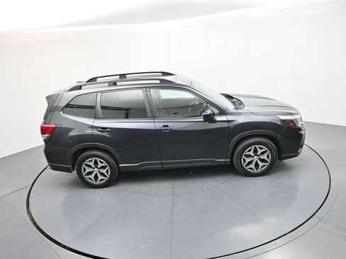 Used 2019 Subaru Forester Premium AWD/4WD image 33