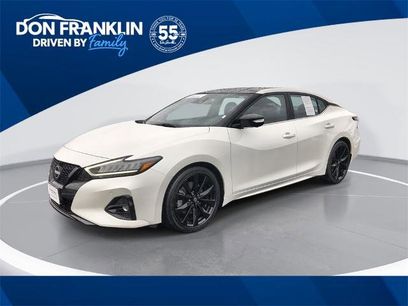 Certified 2023 Nissan Maxima SR w/ Sport Mat Group