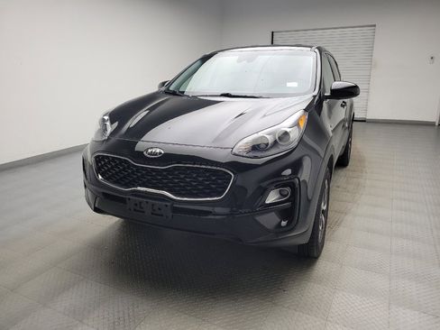 Used 2020 Kia Sportage LX AWD/4WD image 15
