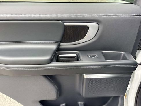New 2026 Ford Expedition Platinum w/ Stealth Appearance Package AWD/4WD image 21