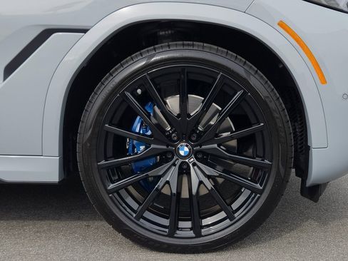 New 2026 BMW X6 xDrive40i w/ Executive Package image 8
