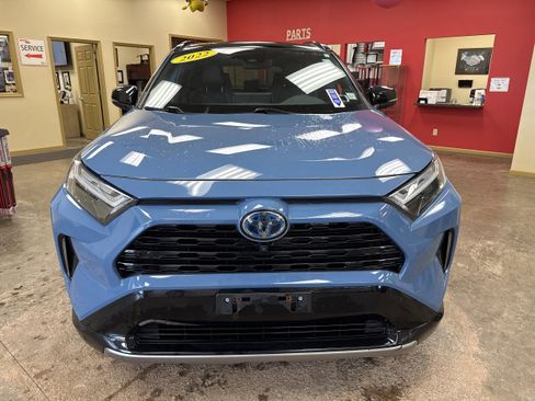 Used 2022 Toyota RAV4 XSE image 2