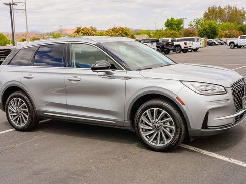 Used 2024 Lincoln Corsair Reserve w/ Equipment Group 201A AWD/4WD image 7
