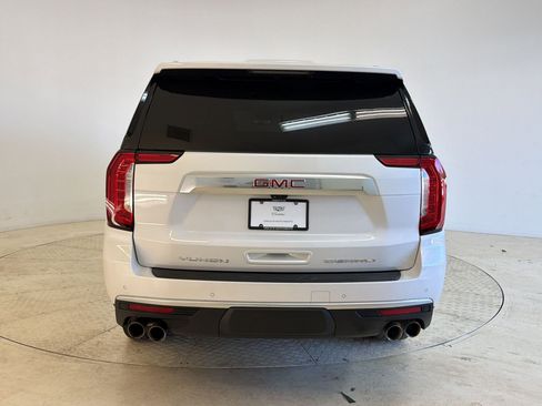 Used 2024 GMC Yukon XL Denali w/ Advanced Technology Package AWD/4WD image 10