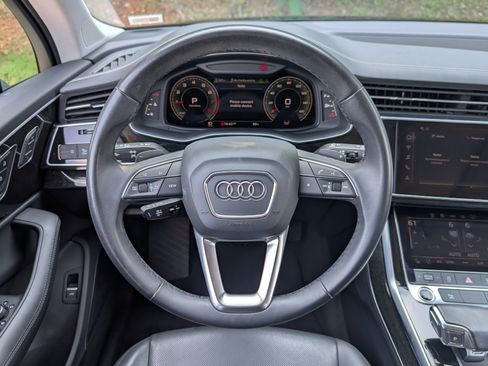 Used 2023 Audi Q7 3.0T Premium Plus w/ Premium Plus Package AWD/4WD image 24