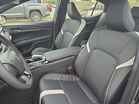 New 2026 Toyota Camry Hybrid image 14