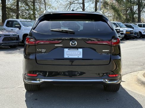Used 2024 MAZDA CX-90 3.3 Turbo w/ Premium Plus Pkg image 4