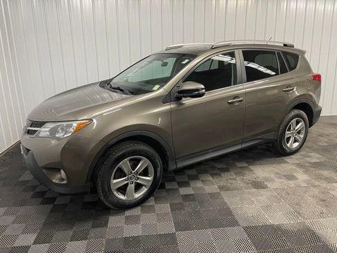 Used 2015 Toyota RAV4 XLE AWD/4WD image 8