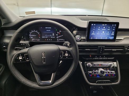 Used 2022 Lincoln Corsair AWD w/ Equipment Group 101A image 22