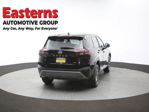 Used 2023 Nissan Rogue S AWD/4WD image 38